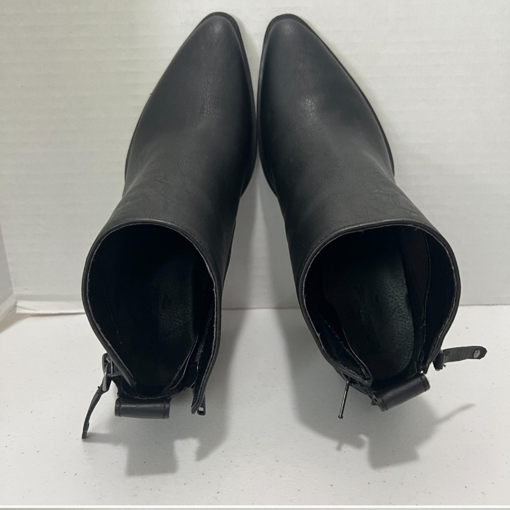 Like New - Universal Thread Booties - image 4